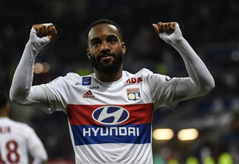 Aulas muốn mức giá hợp lý cho Lacazette