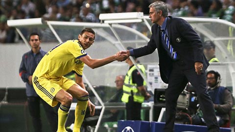 Nemanja Matic đang muốn tái hợp HLV Mourinho