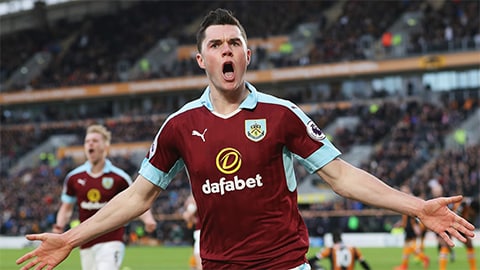 Burnley phải trả cho M.U 7,5 triệu bảng khi bán Keane