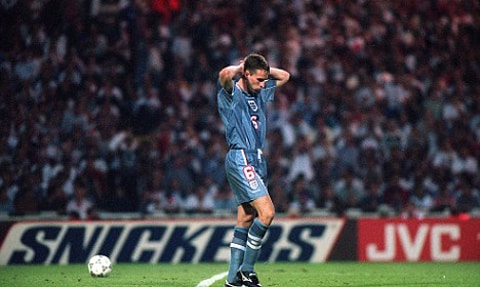 Southgate là tội đồ của người Anh ở EURO 1996