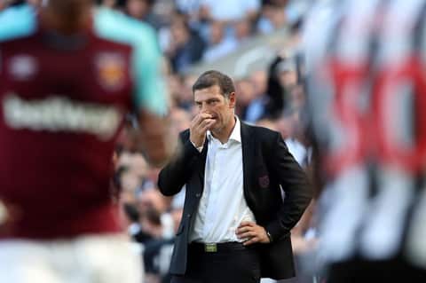 Bilic chỉ còn 4 trận để cứu vãn chiếc ghế ở West Ham