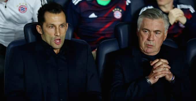 Ancelotti chỉ là nạn nhân của một Bayern già cỗi