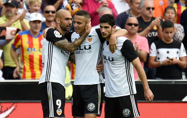 Các cầu thủ Valencia ăn mừng chiến thắng 3-0 trước Leganes, world cup, word cup 2018, trực tiếp bóng đá, bóng đá trực tuyến, soi keo, kèo nhà cái, nhận định bóng đá, kèo bóng đá, kèo, soi kèo bóng đá, kèo bóng đá anh, kèo hôm nay, kèo bóng, kèo bóng đá việt nam, kèo dự đoán tỉ số, soi keo việt nam, soi keo liverpool, soi kèo góc, kèo bóng đá u20, kèo cá cược nhà cái, kèo cá cược bóng đá anh, kèo hạng nhất anh, soi kèo bóng đá trực tiếp hôm nay,  ty le keo, ty le ca cuoc, soi keo, kèo bóng đá, tỷ lệ bóng đá, tỷ số bóng đá hôm nay, ty le cuoc, ty le truc tuyen, ti le cuoc, tỉ lệ cược bóng đá, kèo bóng đá hôm nay, keo bd, keo ca cuoc, tỷ lệ kèo, tile ca cuoc, keo da banh, ty le ca cuoc hom nay, ty le bd, ty le keo truc tuyen, tỷ lệ cá cược, keo bd hom nay, tỷ số bóng đá, ty le keo truc tiep, ti le bd, keo chau a, soi keo truc tiep, ty le keo hom nay, ty le chau a, soi kèo bóng đá, tỷ lệ kèo bóng đá, kèo bóng đá trực tuyến, xem kèo bóng đá, tỷ lệ bóng đá trực tuyến, ty le keo chau a, bongdaso ty le keo, keo bóng đá, ty le ca cuoc chau a, ty ca cuoc, ty so ca cuoc, ti le keo truc tuyen, keo euro hom nay, ty le keo euro hom nay, ty le keo ca cuoc, bd ty le, kèo, xem ty le keo, ty le soi keo, keo da banh hom nay, ty le bd hom nay, keo banh hom nay, keo bóng da, ty le keo toi nay, keo banh toi nay, ti le ca do, ti le keo bd, keo truc tuyen toi nay, kèo bóng đa, kèo tỷ số bóng đá, keo bd truc tuyen, bd ty le ca cuoc, ty lệ bóng đá, kèo bóng, ca cuoc chau a, bd ti le, xem ty le ca cuoc, keo bóng đá hôm nay, bd ty le ca cuoc hom nay, xem ti le keo, ty le keo truc tuyen hom nay, keo da banh toi nay, xem keo hom nay, keo da banh euro, ty le cuoc ty so, ti le keo chau a hom nay, tl keo bd hom nay, ty le keo bd hom nay, ti le da banh, keo truc tuyen hom nay, ty le keo chau a truc tuyen, kèo bóng da, keo ty le, keo bóng đá trực tuyến, keo bd hn, kèo đá banh hôm nay, ti le so keo, ti le cuoc truc tuyen, keo ca cuoc bd hom nay, ti le keo banh, xem keo euro hom nay, vo lam truyen ky 1, kèo đá bóng, vo lam truyen ky mien phi, ty le bong da, kèo tỷ số bóng đá hom nay, kèo trực tuyến bóng đá hôm nay, ty lê bong đa, ty le keo truc tiep hom nay, ti le bd hn, te le keo, tỷ số bóng đá online, tyle bong da, võ lâm truyền kỳ, kèo tỷ lệ bóng đá, soi keo bd truc tuyen, ti le bóng da, tỉ le keo, ti le kèo, w88pro, tyle keo, xem ty le keo truc tuyen, bong da chau au, ti keo, ty le keo da banh, tile keo chaua, ty so keo, keo banh truc tiep, ti so ti le keo, kèo bóng 88, kèo đá bóng hôm nay, bd ty le keo hom nay, kèo bóng đa hôm nay, keo bông da, xem keo banh, ty le bd hn, xem keo bd, keo bóng đá tối nay, kèo bóng đá châu âu, ty le da banh, keo bong da, kèo bóng đá trực tiếp hôm nay, ty lệ keo, bd keo ca cuoc, keo da banh truc tiep, xem keo da banh, kèo bóng đá hôm qua, keo chau a dem nay, keo bóng da hom nay, ca cuoc truc tuyen, w88, ty le keo bd truc tiep, keo ty le bd hom nay, bd ti le hom nay, ty le keo bd truc tuyen, ty lệ kèo bóng đá, tỉ lệ cược bóng đá đêm nay, do bong da, bd ty le keo, link w88, v88world, kèo bóng đá châu á, ty so ty le keo, keo da bong, bongda tile keo, w88 casino, keo bóng da hôm nay, xem tỷ lệ kèo bóng đá, tile keo bd hom nay, cách xem kèo bóng đá, ty le keo hom qua, keo bóng đá hom nay, keo bóng, keo bòng da, xem keo truc tiep hom nay, w88world, ty lê bông đa, keo bong da chau a, keo bóng da truc tuyen, keo bd anh hom nay, tỷ lệ cá cược bóng đá trực tuyến, kèo bóng đá truc tuyen, ti le keo hn, keo bong đa, keo bd truc tiep, ty le keo banh hom nay, ty le keo banh truc tiep hom nay, keo bd dem nay, keo banh dem nay, bong da chau a, ca cuoc the thao keo chau a, xem kèo bóng, xem keo bóng đá, keo bong da viet nam, tỷ lệ kèo bóng đá hom nay, keo bong 88, link vao w88, tỷ lệ kèo trực tuyến, ty le keo bong da truc tuyen, bong da ma cao, volamtruyenky mien phi, ty le keo bd truc tuyen hom nay, dang ky bong 88, keo ty le ca cuoc, ti le keo bd hn, w88ap, so kèo bóng đá, bong da tyle, vo lam ctc, keo bong da hôm nay, xem ty le keo bong da, keo bong đá, keo da banh dem nay, bd ti le ca cuoc, ty le keo 24h, ty le cuoc keo, keo truc tuyen chau a, kèo bóng da hôm nay, ty le kèo bóng đá, keo chau a truc tuyen, w88 link, ca cuoc the thao chau a, bong da w, keo b0ng da, tỷ lệ kèo bóng đá trực tuyến, kèo bóng da hom nay, tyle keo ca cuoc, ty le bong da chau a, xem ty le keo toi nay, tylemacao, keo bđ, w88 di dong, ty so bong da ma cao, kèo bóng đá kèo bóng đá, ty le keo ty le ca cuoc, ty le keo da banh hom nay, ty so ma cao, xem ty le keo hom nay, vo lam 1 mien phi, soi keo com ty le ca cuoc truc tuyen, ty le ca cuoc keo, ty le bong da ma cao, keomacao, kèo banh hôm nay, soi keo ca cuoc hom nay, ty le keo ma cao, keo bong da ma cao, ca cuoc ma cao, ket qua bong da ma cao, vltk ctc, keo ca cuoc chau a hom nay, ty le ca cuoc ma cao, ty le keo ty so, xem tỷ lệ cá cược bóng đá, tyle macao, ti le ca keo, xem do bong da, xem tile keo, keo ma cao, ư88, keo bóng đá trực tiếp, ty le ma cao, da keo, ket qua bong da truc tuyen ma cao, tỷ lệ kèo bóng, ti le keo ma cao, keo bd truc tuyen hom nay, tỉ số kèo bóng đá, tỷ lệ soi kèo bóng đá, keo nha cai ma cao, ty le truc tuyen bong da, keo bong da com, soi keo bong da, ty le ca cuoc bong da ma cao, keo bog da, keo truc tuyen bong da, xem tỷ lệ cá cược bóng đá trực tuyến, tỷ lệ ma cao, ma cao bong da, bai bong da, keo chau a hom nay, ty le ca cuoc truc tuyen hom nay, keo bong da nam my, ty le keo bong da, ty le bong da chau au, tyle bong da truc tuyen, ty le keo bd hn, ti le ca cuoc bong da chau au, tin bong da chau au, kèo bóng đá đêm nay, m88betviet, ty le keo ca cuoc truc tuyen, keo bd hnay, lick bong da, tỷ lệ kèo đá banh, keo đa banh, keo ty le hom nay, vao w88, võ lâm truyền kỳ 1, tao tai khoan ca cuoc bong da, ty le bd truc tuyen, dang nhap w88, volam ctc, tyle keo bd hom nay, xem keo hom qua, ca cuoc the thao theo keo chau a, tỷ lê keo, kèo đá, cách xem tỷ lệ bóng đá, dang ky ca cuoc bong da, link m88, ty lệ bóng đá trực tuyến, cách xem tỷ lệ cá cược bóng đá, tỷ lệ kèo châu á, ti le keo malaisia, tylekeo, keo bd chau a, dang ky bong da, nhà cái w88, tỷ lệ cược bóng đá trực tuyến, keo bong da dong, w bong da, tỷ lệ kèo bóng đá đêm nay, đăng ký tài khoản cá cược bóng đá, keo da, tyle keo chau a, bong da ty le ma cao, keo bong d, ty le ma cao 2 in 1, ty ma cao, ty le keo bong da chau a, sòng bạc ma cao 3, dien dan pokemon go, vao trang bong, ty le keo euro truc tiep, kèo bong đa, ca cuoc bong da chau a, tyle bong da macao, schlagregenschutz fenster, keo bong dá, ket qua bong da ty le ma cao, bóng đá châu á, web kèo bóng đá, link da bong, bong da ty le nha cai, keo tham khao bong da, xem ty le cuoc bong da truc tuyen, casino w88, tỷ lệ kèo ma cao, ty le keo ma lay, bóng đá ma cao, link vao w88 moi nhat, ti le ca cuoc chau au, kêo bong da, ty le keo bong đa, ty lê trưc tuyên, cách đăng ký tài khoản cá độ bóng đá, ty le keo bong da malaysia, tham khao keo bong da, xem ty le ma cao, ty le ca cuoc bong da, link vao w88 bang dien thoai, tỷ lệ cá cược châu á, ti le ca cuoc 1 in 2 macau, w88 tren di dong, ty le cuoc ma cao, bóng đá macao, ty le da bong, ty so va ty le keo bong da truc tuyen, đăng ký tài khoản cá độ bóng đá, ty ly bong da, tile keo chau a, ty so va ty le keo ma cao, link ca cuoc, tai khoan bong da, keo w88, w 88 vn com, bong da ty le cuoc ma cao, tỉ lệ chau a, ty le va ty so ma cao, ti so bong da ma cao, tai ty le keo vn, ty so bong da truc tuyen ma cao, dang ky ca cuoc bong da truc tuyen, link ca cuoc bong da, keo ca cuoc the thao chau a, tỷ lệ kèo châu âu, dang ky ca cuoc, tỷ lệ bóng đá ma cao, tai khoan ca cuoc bong da, ti le ca cuoc bong da quoc te, keo bong ds, độ kèo bóng đá, tao tai khoan ca cuoc bong da online, ty so bong da keo ma cao, ti le keo bong da chau au, cado w88, ty so va ty le ma cao, tyle keo bong da truc tuyen, trang tham khao keo bong da, ca cuoc bong da chau au, ty le keo nha cai ma cao, download w88 android, dang ky tai khoan ca cuoc bong da, keo bong ba, tyle keo bongda, cach vao w88, keo ca cuoc ma cao, ca do bong da w88, keo bda, ty le truc tuyen bong da macao, w88 apk, download w88, tuy le keo bong da, xem ty le keo ma cao, link bong da tieng viet, bongda chau au, ty le ca cuoc chau a ma cao, dang nhap bong da 88, ty ca cuoc ma cao, ca cuoc w88, w88 download, ty le bong da nha cai macao, w88club, tile bong da macao, xem tỷ lệ kèo trực tuyến, cách xem tỷ lệ kèo bóng đá, bong da ty le ca cuoc ma cao, ty le ca cuoc truc tuyen bong da macao, ty le ca cuoc ma cao chau a, ty le keo bong da macao, bong ma cao, ceo bong da, ty bong da ma cao, ca cuoc bong da ma cao, w88 versi android, tỷ số bóng đá ma cao, xem tỷ lệ kèo bóng đá trực tuyến, đăng ký tài khoản bóng đá, w88bet, ty le nha cai ma cao, tỷ lệ cá cược ma cao, ty le ca cuoc bong da chau a ma cao, nha keo cai tv, tỷ số ma cao, bongda chau a, ty xo va ty le bong da ma cao, keo nha cai w88, bong da so ty le ma cao, ty le keo bong da ma cao, m88 link, trang ma cao bong da, ty le bong da truc tiep ma cao, tỷ lệ kèo macao, xem ty le ca cuoc bong da macao, ty le bong macao, ty le chau a ma cao, ket qua ty le ma cao, xem ty le ca cuoc ma cao, ty le bong da truc tuyen ma cao, cá độ bóng đá w88, ty le soi keo ma cao, w88 ca cuoc truc tuyen, kèo bóng đá ma cao, dang nhap ban ca, keo ca cuoc bong da nam my, link bóng đá trực tuyến tieng viet, link w88 moi nhat, bong da chaua, soi keo bong da ma cao, casino bong da, ty le ma cao chau a, ty so bong da macao, tile ca cuoc ma cao, ty le chau a keo ma cao, ti le mâco, keo nha cai ty le ma cao, keo bong do, tỷ lệ kèo bóng đá châu á, mang bong da ma cao, tile bong da ma cao, the bai casino, ti le ca cuoc chau a ma cao, keo bong macao, ty le bong da chau a ma cao, ty so ty song da ma cao, tilekeo, xem keo bong da macao, keo nha cai tyle macao, chu nha cai, ty ca cuoc bong da ma cao, bong da keo ma cao, bai ca bong da, ban ca,ban ca tien,bắn cá,ban ca an xu,ban ca doi the cao dien thoai,tro choi ban ca,game ban ca an xu,tai game ban ca,ban ca doi thuong,game doi thuong,ban ca doi thuong online,game ban ca,bắn cá đổi thưởng,bắn cá ăn xu,bắn cá miễn phí,ban ca doi thuong 2016,bắn cá đổi thưởng ifish,chơi game đổi thẻ cào,ban ca doi xu,tai ban ca doi thuong,bắn cá đổi thưởng 2017,ban ca ifish,ban ca doi thuong 2017,bắn cá đổi xu,bắn cá săn thưởng,game ban ca doi thuong,bắn cá săn thưởng 2017,ban ca online doi thuong,game doi tien mat,tai game ban ca tien,ban ca doi thuong ifish,săn cá đổi thưởng,game bắn cá online đổi thưởng