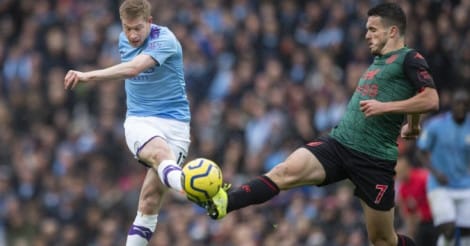 aston villa vs man city 02h15 ngay 22 04 1